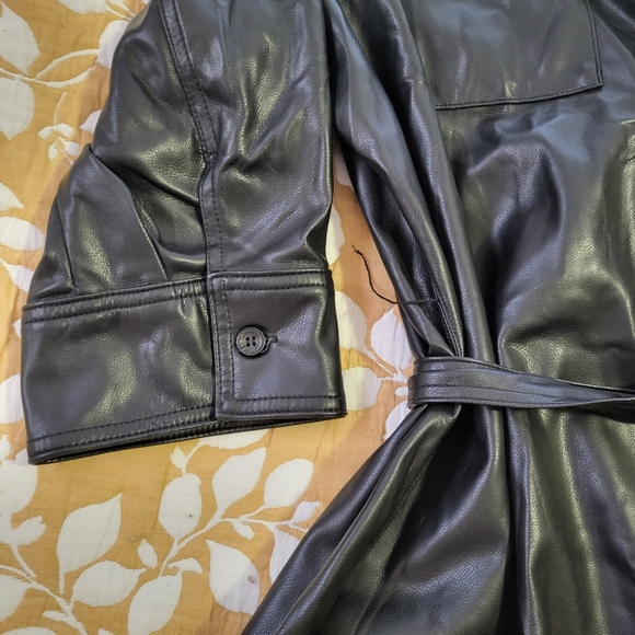 Faux leather button-up dress - Picture 3 of 7
